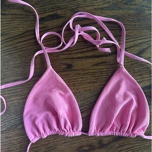 Frankies bikini Top NWOT